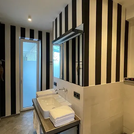 4hafenzeiten - Nie8 Albatros